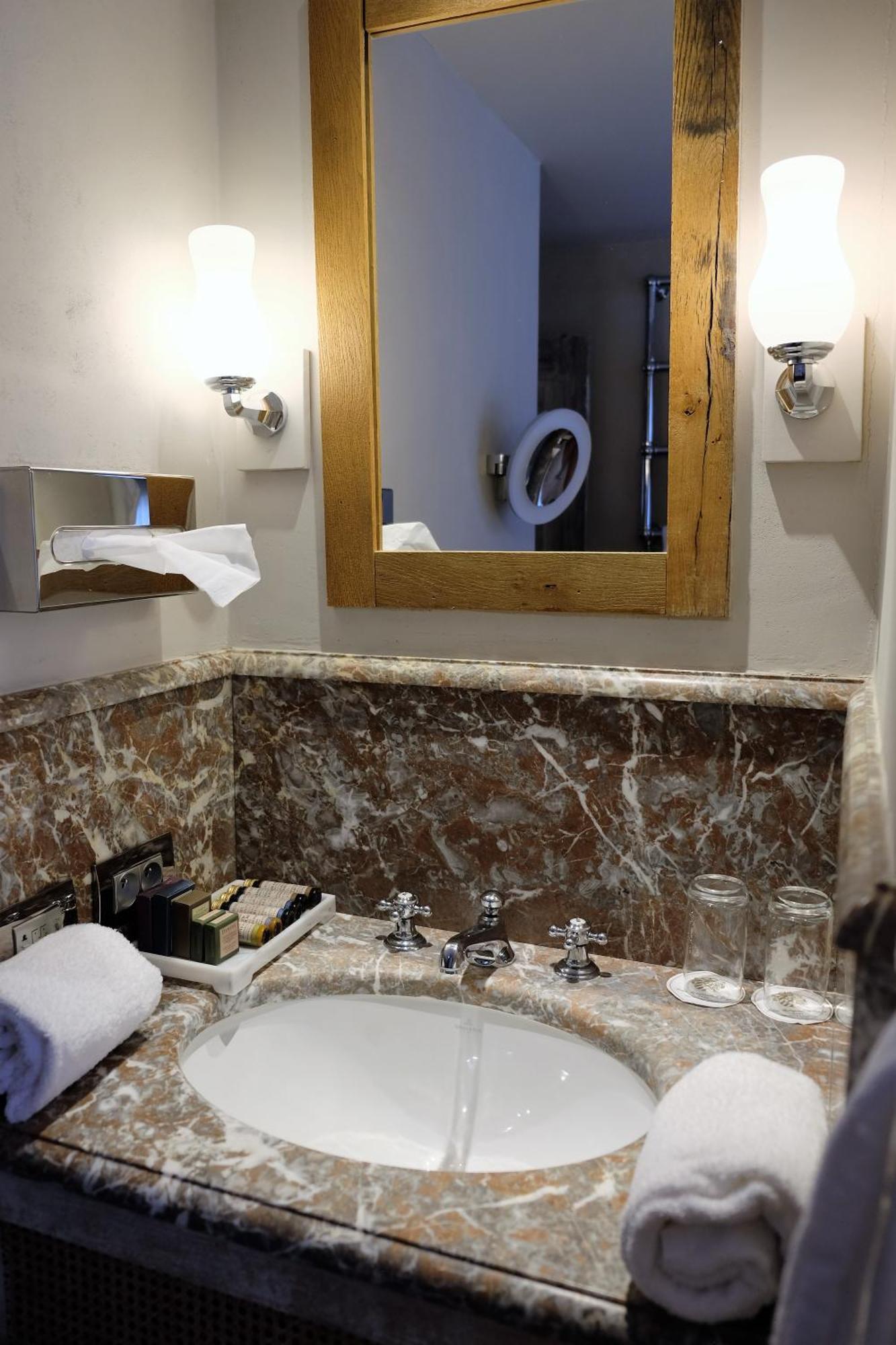 Relais Bourgondisch Cruyce, A Luxe Worldwide Hotel Brygge Rum bild